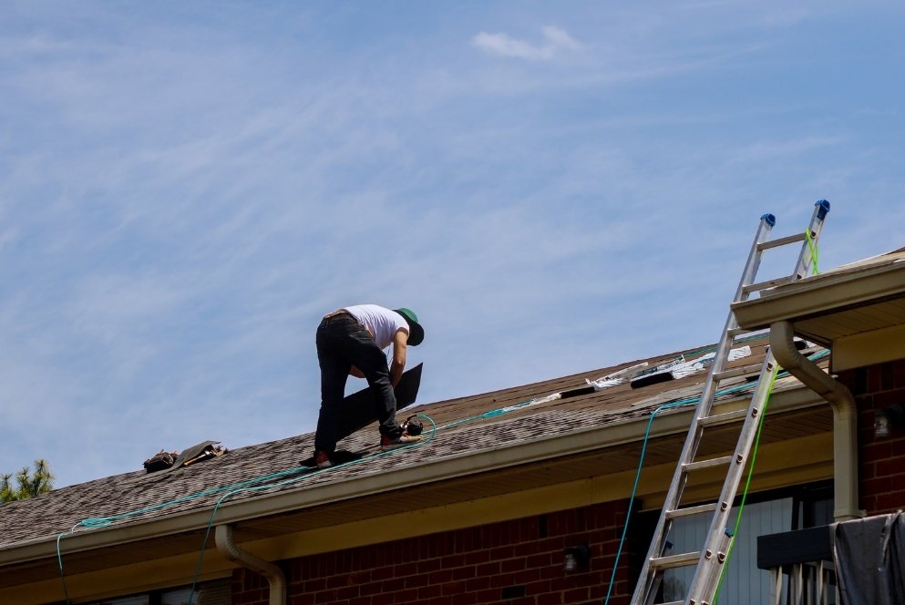 How-do-I-know-when-my-roof-needs-to-be-replaced-1